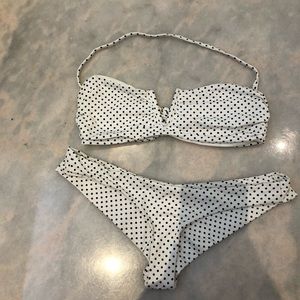 Frankie’s Bikinis polka dot